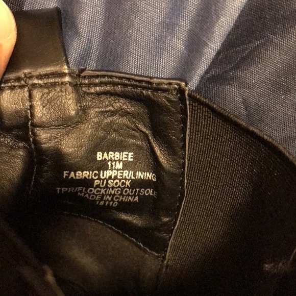 Black Boots - Picture 6 of 7